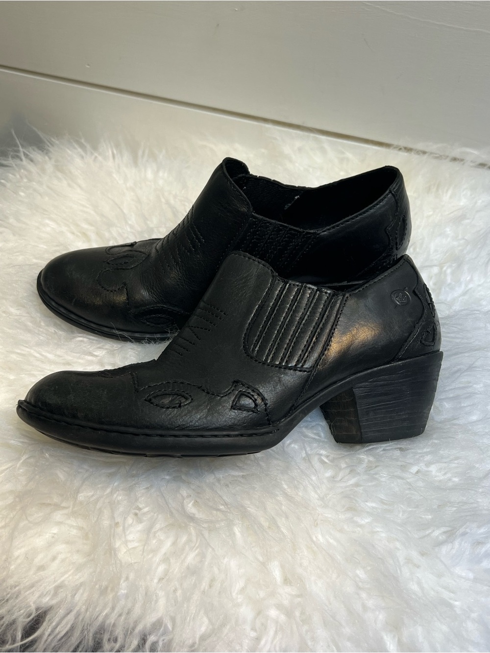 Born Black Leather Low-Cut Heeled Ankle Boots